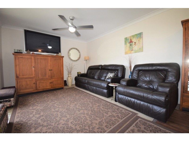 6 FOLIA CLOSE, West Nowra NSW 2541