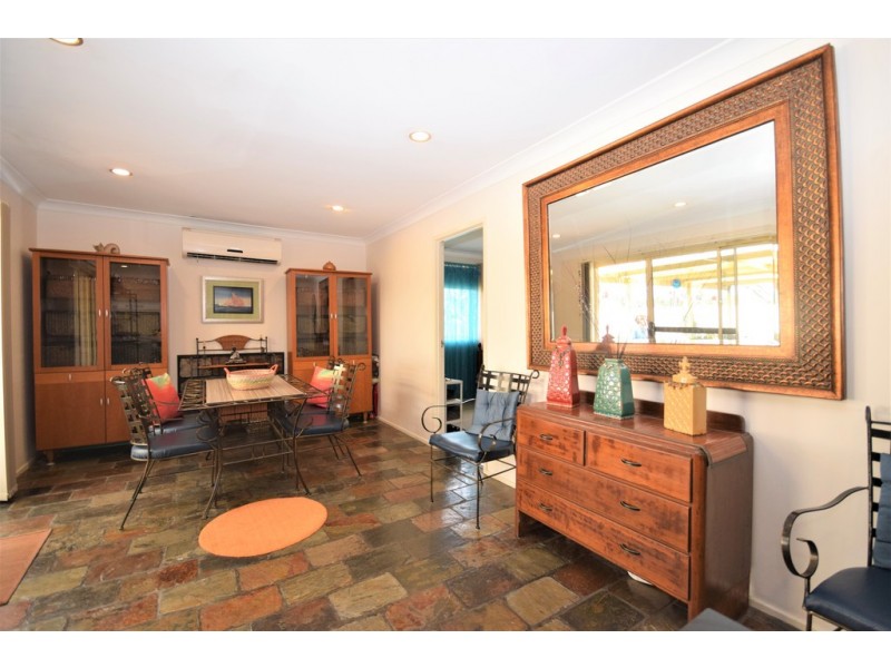 6 FOLIA CLOSE, West Nowra NSW 2541