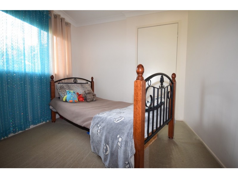 6 FOLIA CLOSE, West Nowra NSW 2541