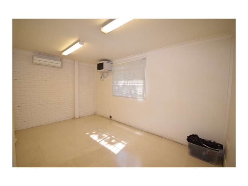 62 Railway Street, Bomaderry NSW 2541