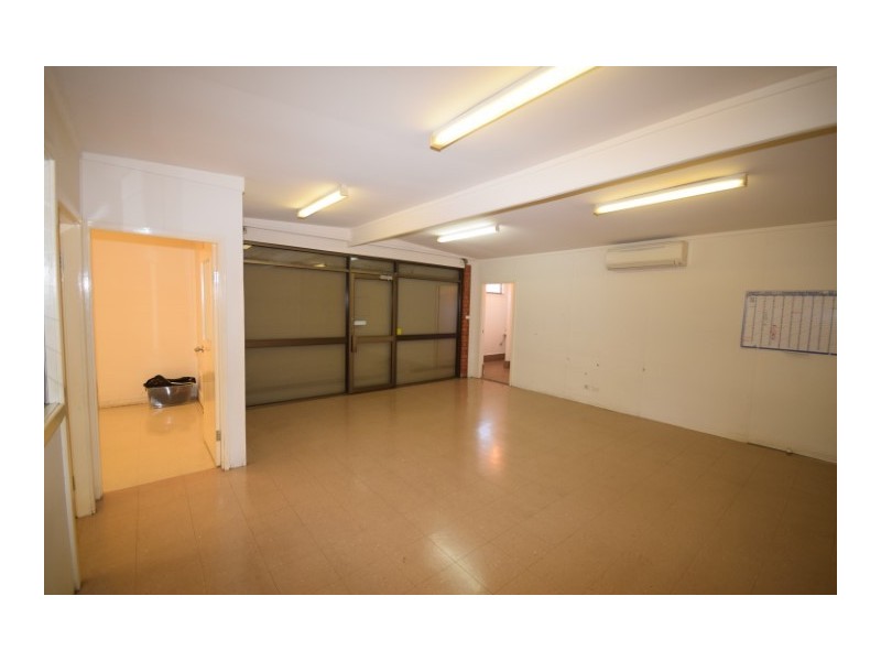 62 Railway Street, Bomaderry NSW 2541