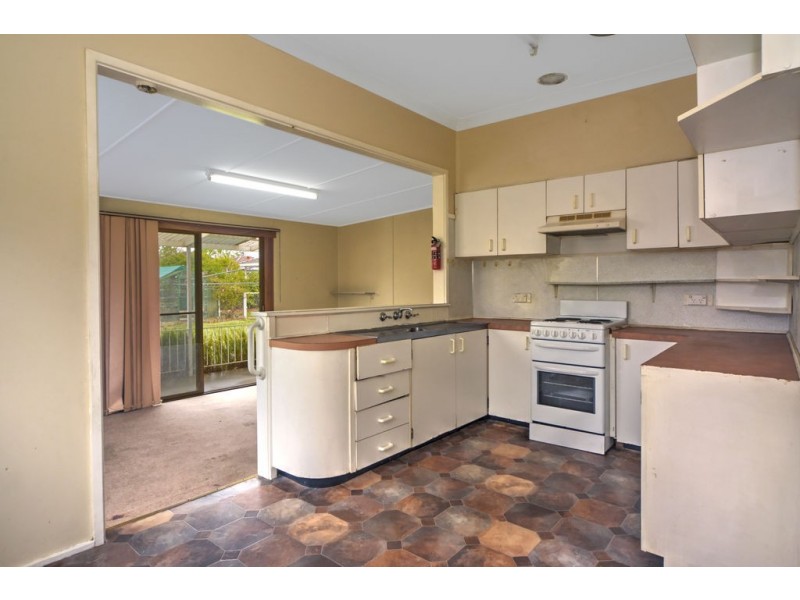 106 West Birriley Street, Bomaderry NSW 2541