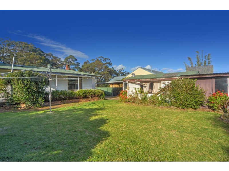 106 West Birriley Street, Bomaderry NSW 2541
