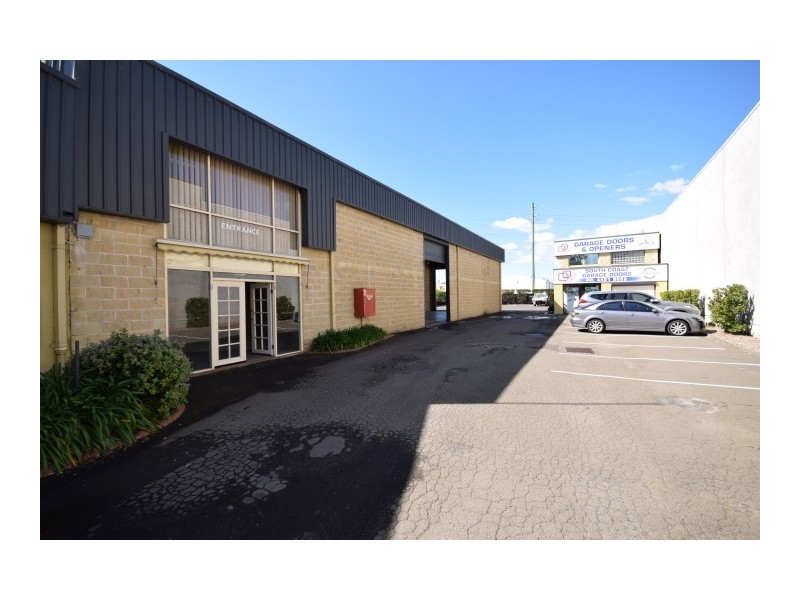 2/126 Princes Highway, South Nowra NSW 2541