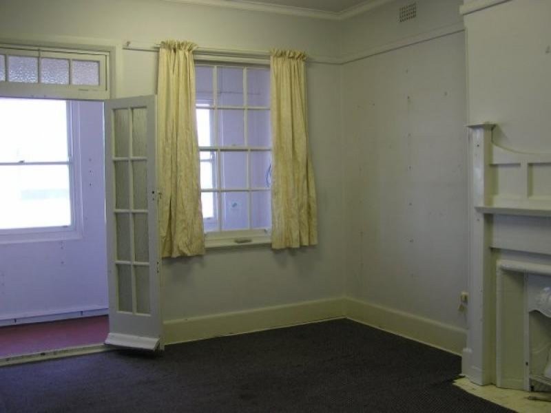 Unit 1/ Kinghorne and Junction Street, Nowra NSW 2541