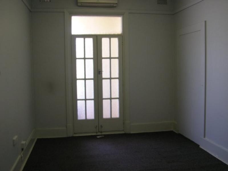 Unit 1/ Kinghorne and Junction Street, Nowra NSW 2541