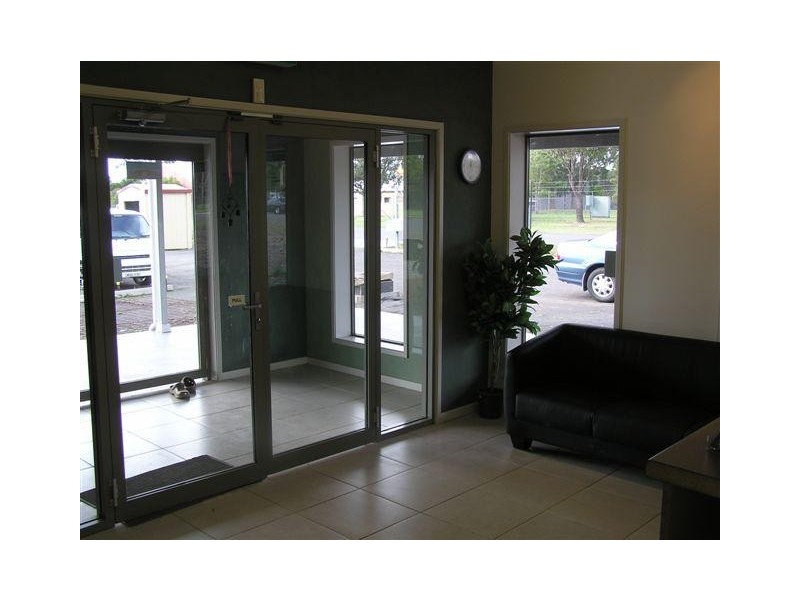 Office/15 Norfolk Avenue, Nowra NSW 2541