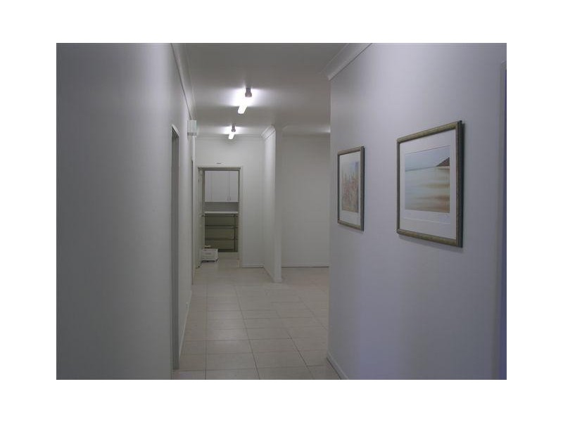 Office/15 Norfolk Avenue, Nowra NSW 2541