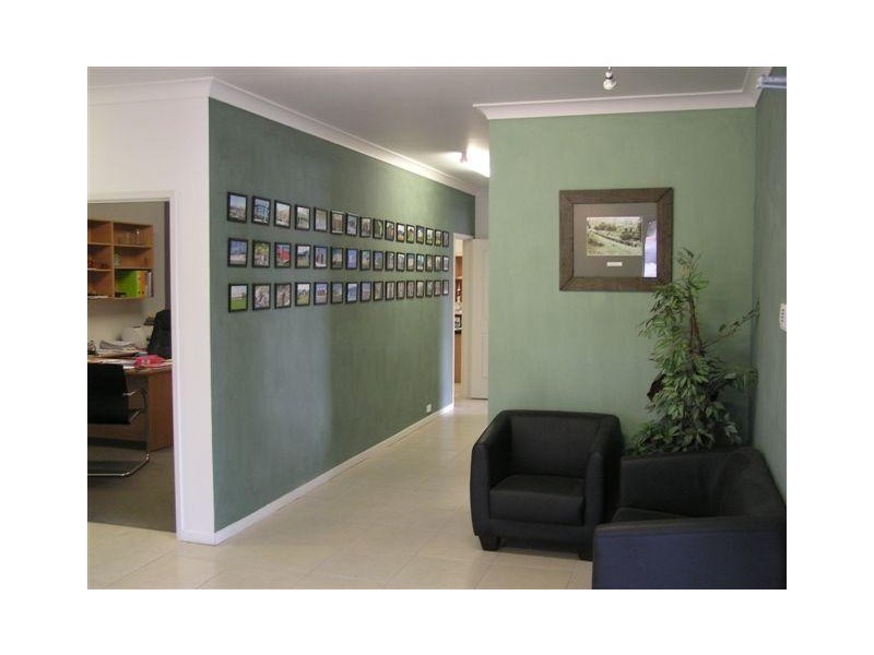 Office/15 Norfolk Avenue, Nowra NSW 2541