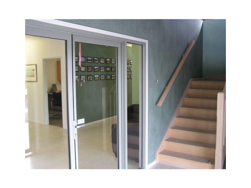 Office/15 Norfolk Avenue, Nowra NSW 2541