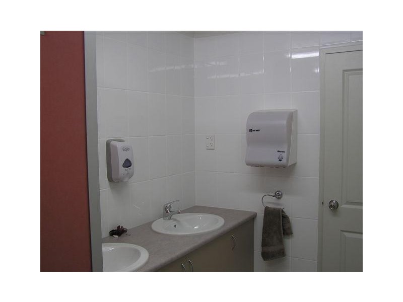 Office/15 Norfolk Avenue, Nowra NSW 2541