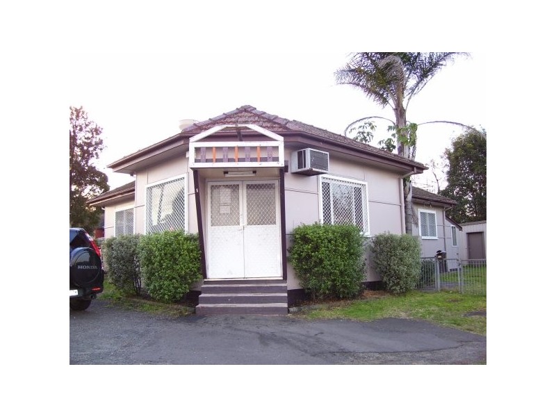 Shop 13 Cambewarra Road, Bomaderry NSW 2541