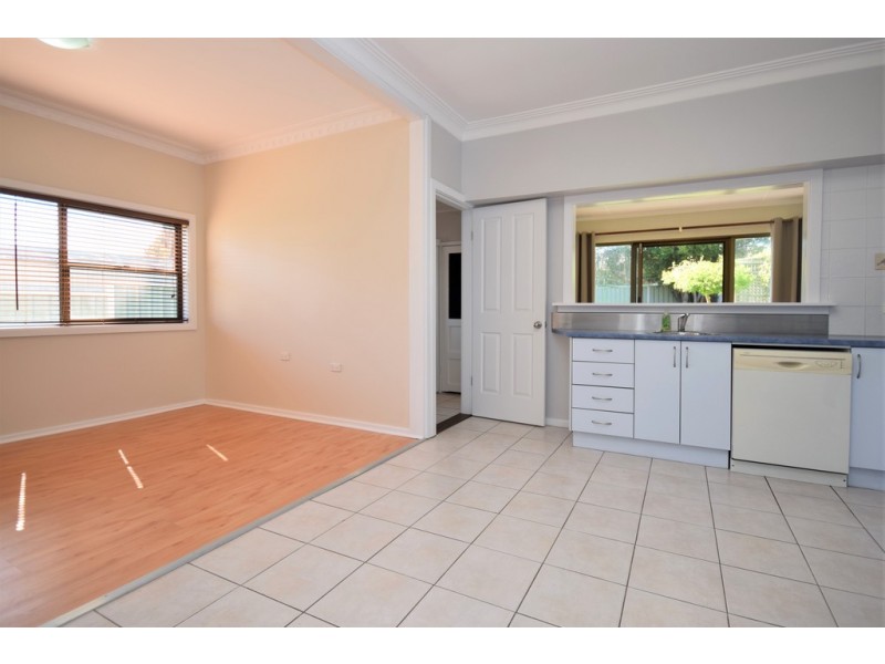 36 Albatross Road, Nowra NSW 2541