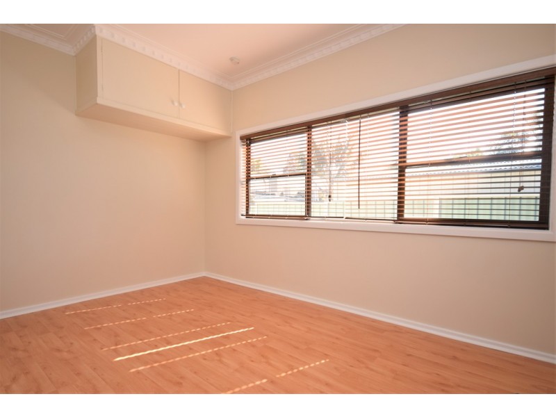 36 Albatross Road, Nowra NSW 2541