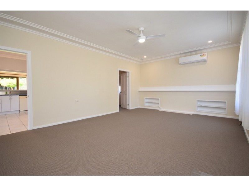 36 Albatross Road, Nowra NSW 2541