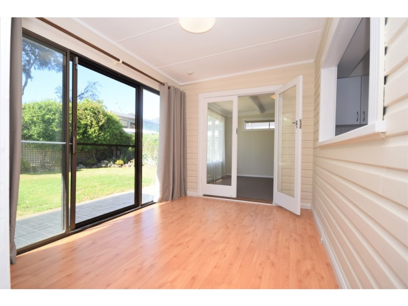 36 Albatross Road, Nowra NSW 2541
