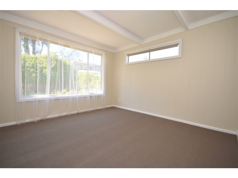 36 Albatross Road, Nowra NSW 2541