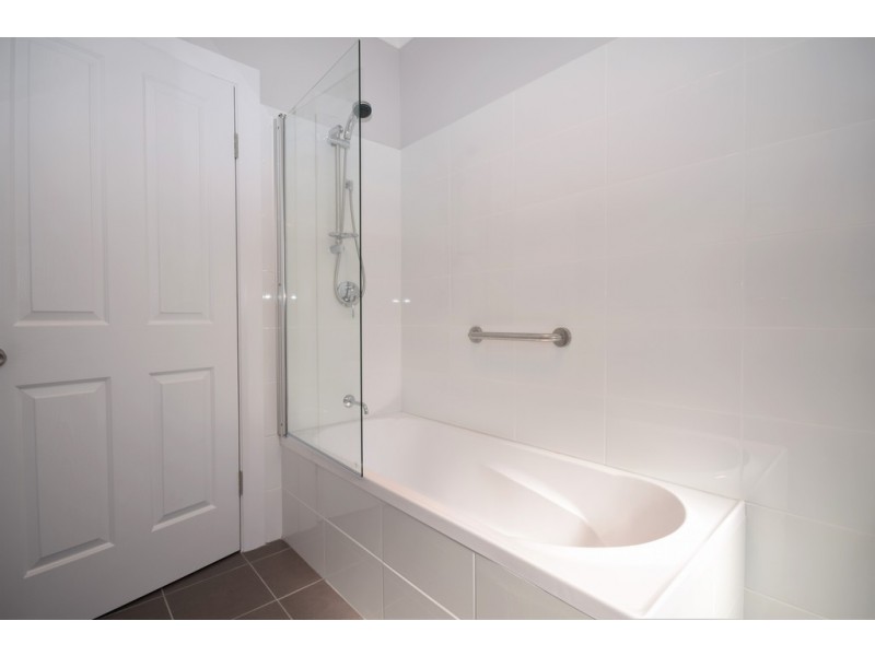 36 Albatross Road, Nowra NSW 2541