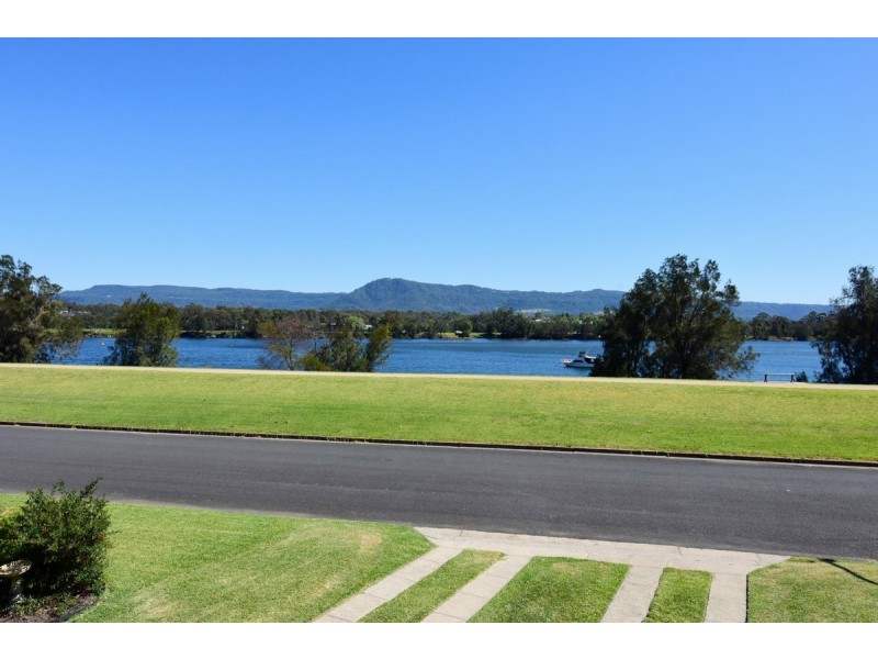 50 Riverview Road, Nowra NSW 2541