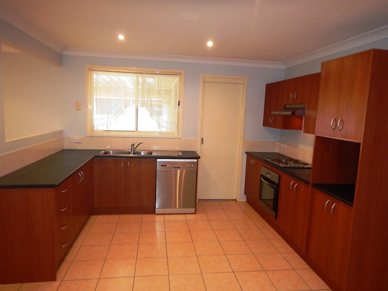 20 The Garden Walk, Worrigee NSW 2540