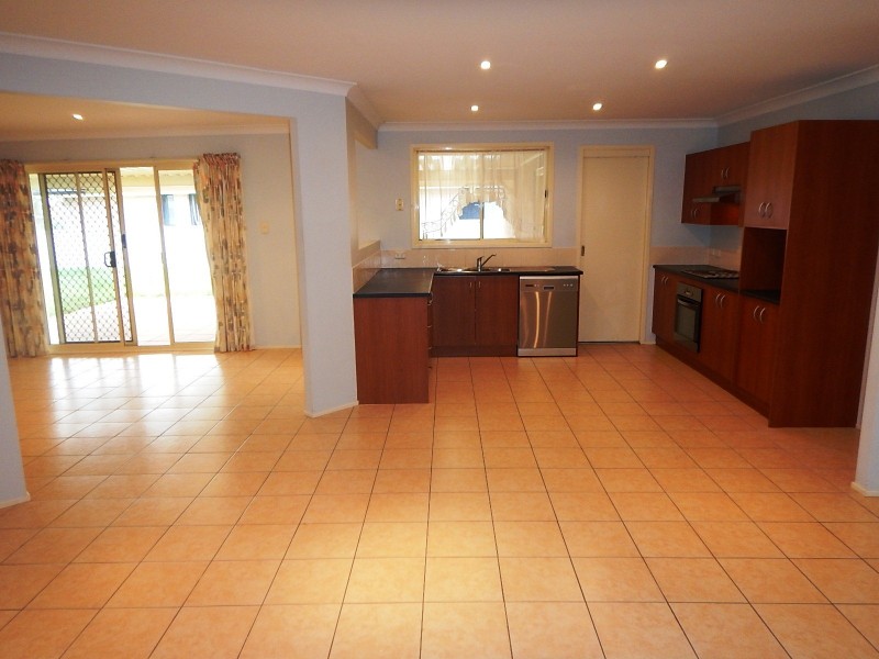20 The Garden Walk, Worrigee NSW 2540