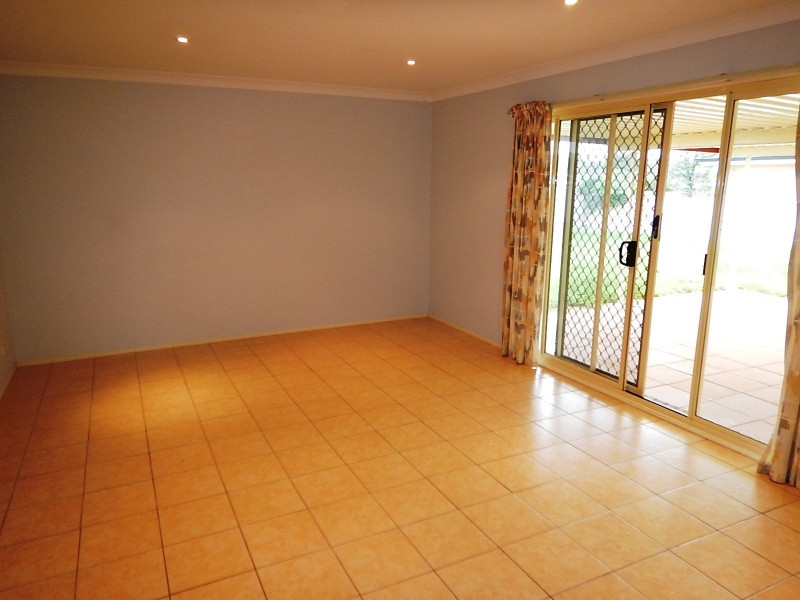 20 The Garden Walk, Worrigee NSW 2540