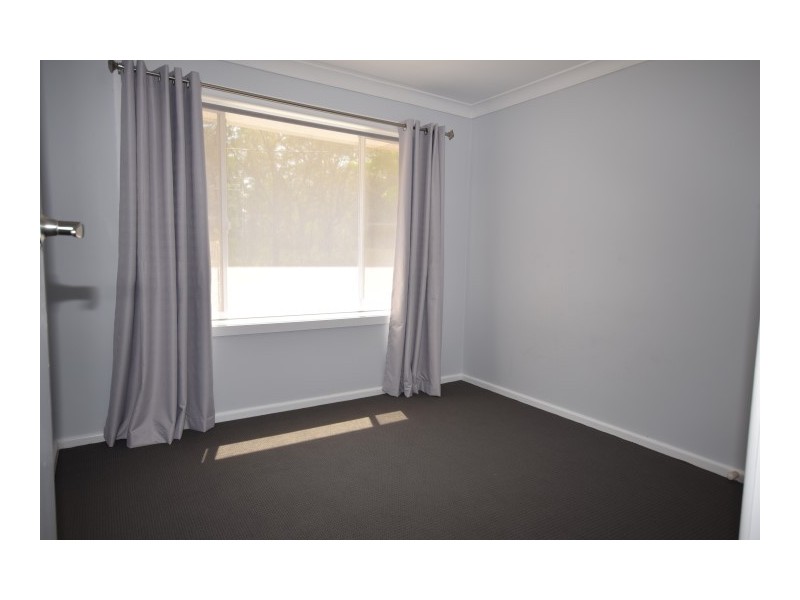 13 Bernadette Avenue, Nowra NSW 2541