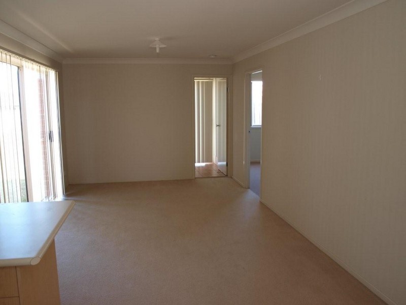 16 Guinea Flower Crescent, Worrigee NSW 2540