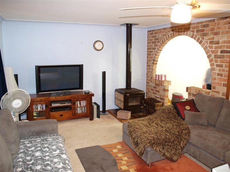 148 Cambewarra Road, Bomaderry NSW 2541