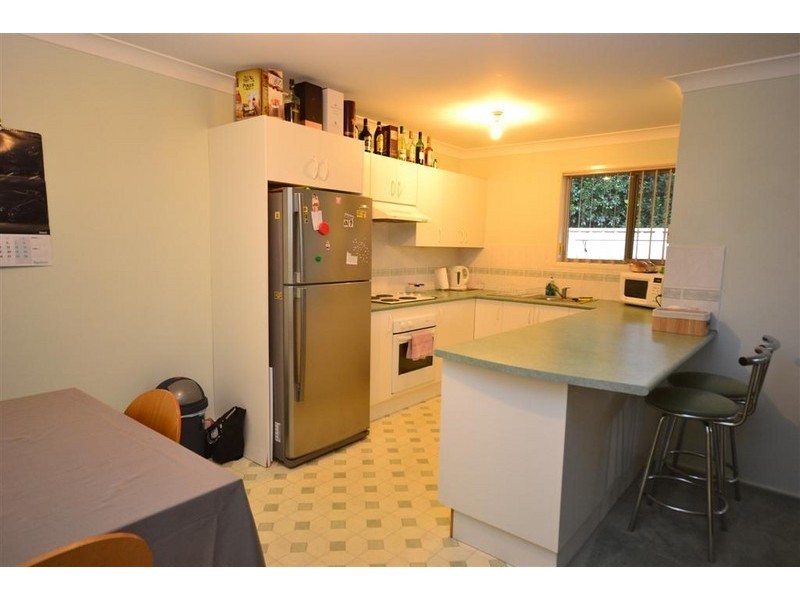 10/22 Mattes Way, Bomaderry NSW 2541
