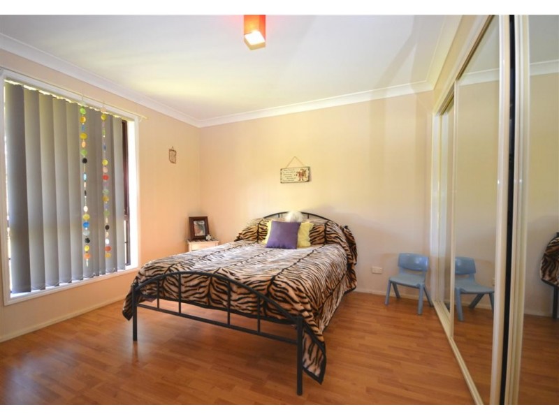 7 St James Crescent, Worrigee NSW 2540