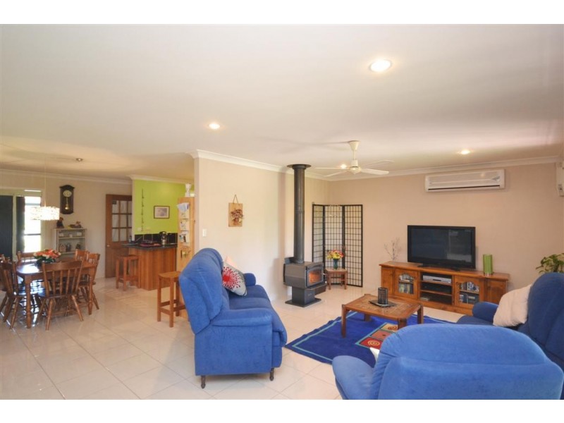 7 St James Crescent, Worrigee NSW 2540