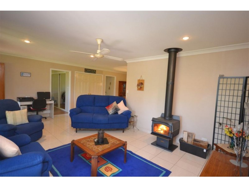 7 St James Crescent, Worrigee NSW 2540