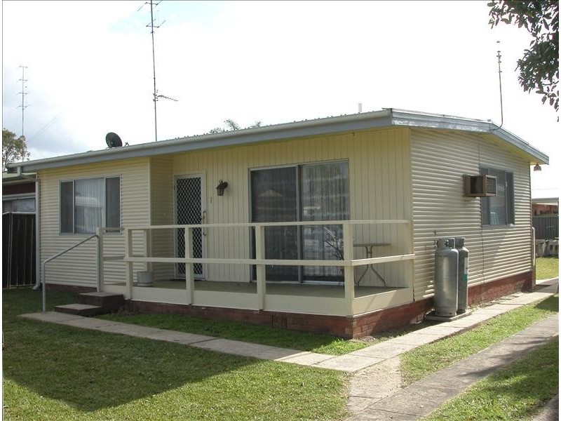 1 Trentham Avenue, Shoalhaven Heads NSW 2535