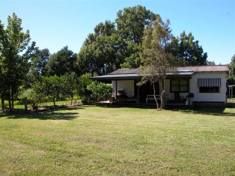 2 Station Road, Berry NSW 2535