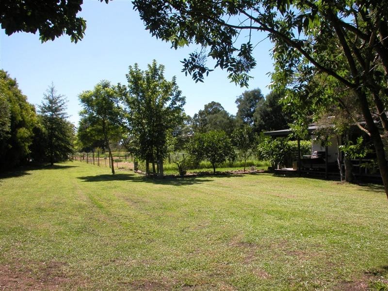 2 Station Road, Berry NSW 2535