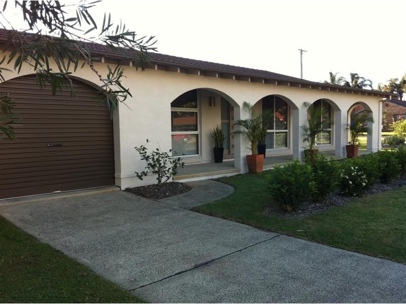 22 Amundsen Avenue, Shoalhaven Heads NSW 2535