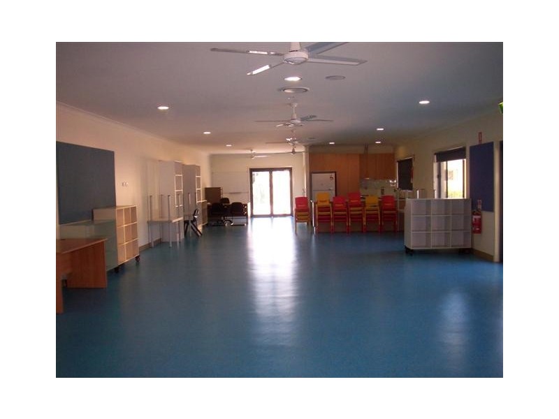 281A Princes Highway, Bomaderry NSW 2541