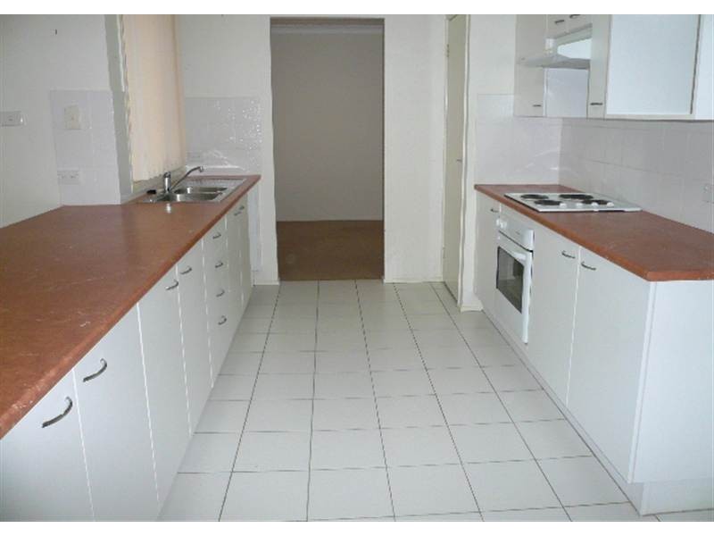 86 Jasmine Drive, Bomaderry NSW 2541