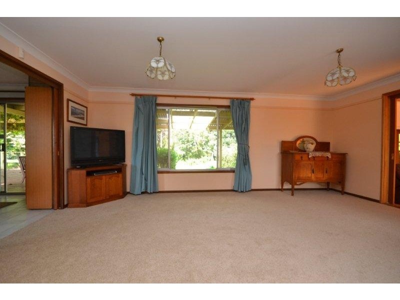 30 Lamonds Lane, Meroo Meadow NSW 2540