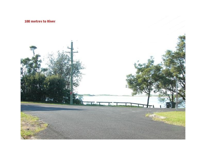 37 Renown Avenue, Shoalhaven Heads NSW 2535