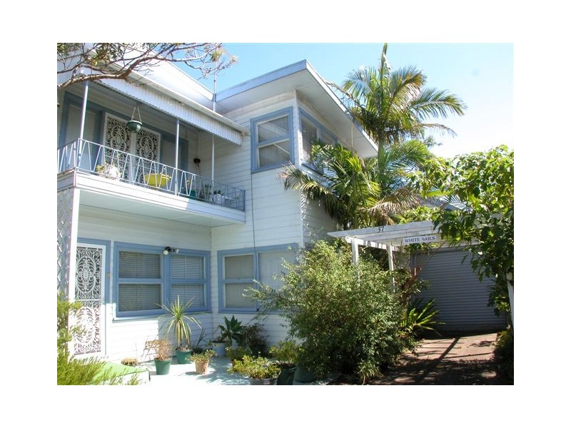 37 Renown Avenue, Shoalhaven Heads NSW 2535