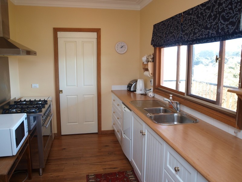 85 Pemberly Drive, Nowra Hill NSW 2540