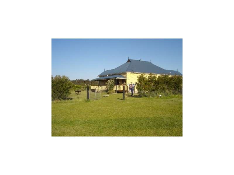 85 Pemberly Drive, Nowra Hill NSW 2540