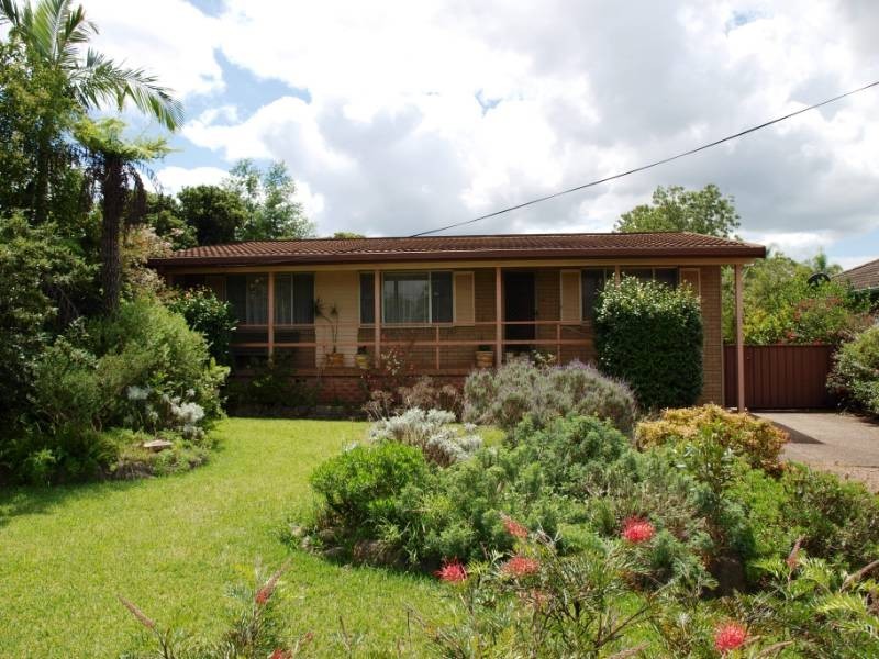 88 Yalwal Road, West Nowra NSW 2541