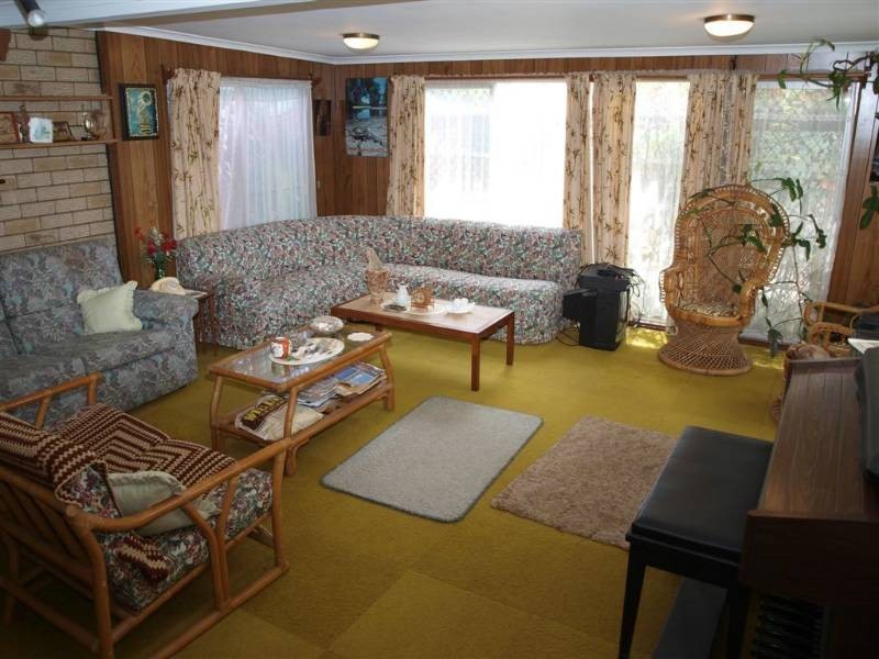 88 Yalwal Road, West Nowra NSW 2541