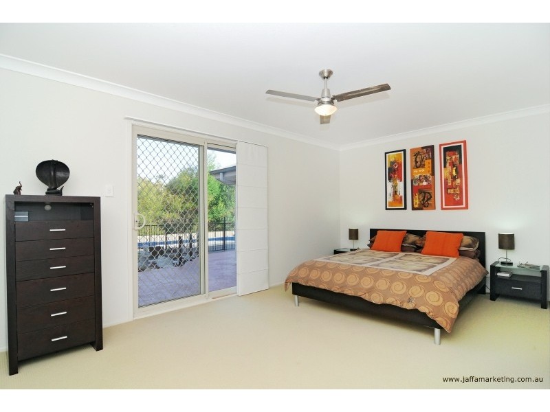 33 Glenoak Way, Nowra Hill NSW 2540
