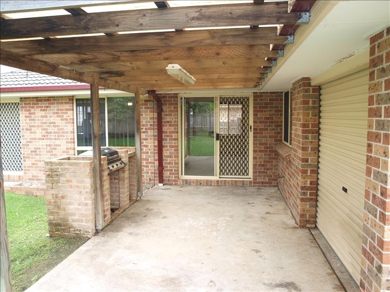 6 Hesperus Close, Nowra NSW 2541