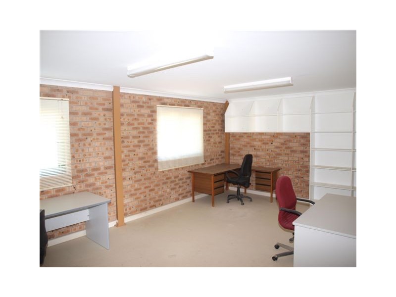 Unit 2, 9/31 Norfolk Ave, South Nowra NSW 2541