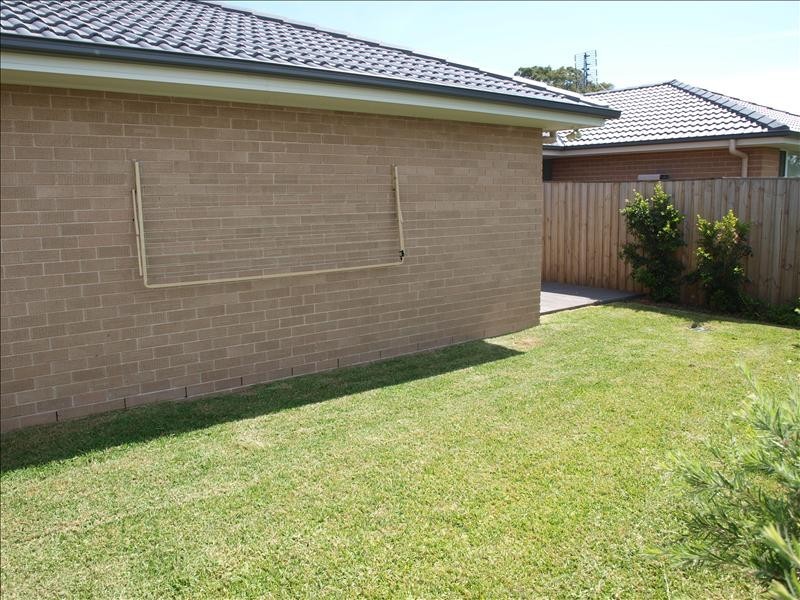 2/146 Plunkett Street, Nowra NSW 2541